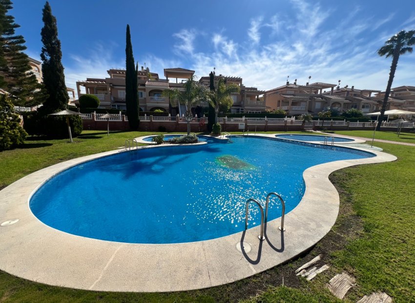 Herverkoop - Appartement / flat - Orihuela Costa - Playa Flamenca