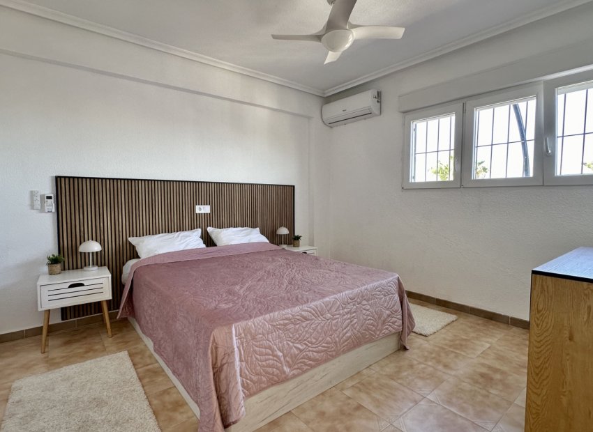 Herverkoop - Appartement / flat - Orihuela Costa - Punta Prima