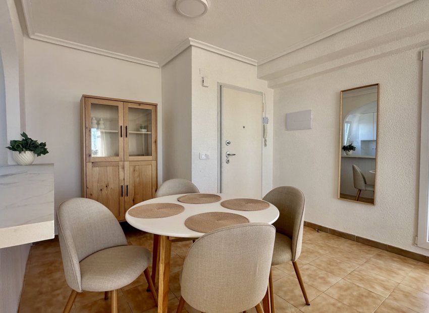 Herverkoop - Appartement / flat - Orihuela Costa - Punta Prima