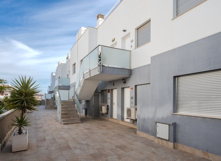 Herverkoop - Appartement / flat - Orihuela Costa - Punta Prima