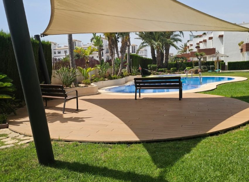 Herverkoop - Appartement / flat - Orihuela Costa - Punta Prima