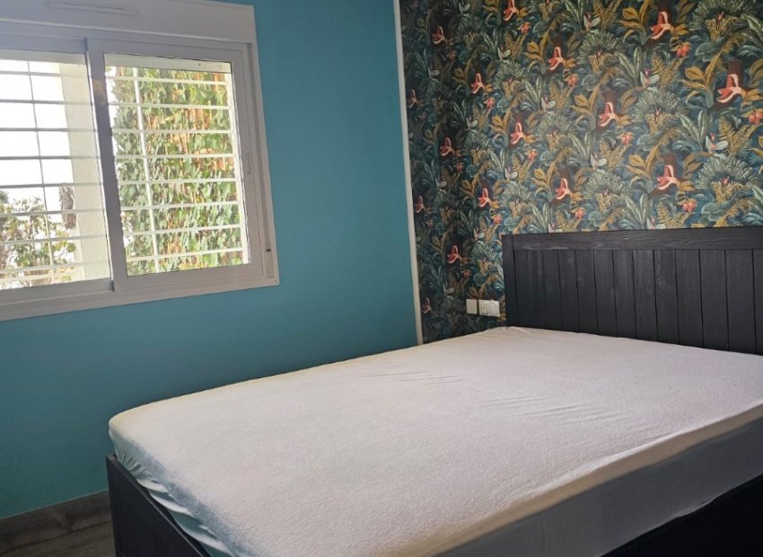 Herverkoop - Appartement / flat - Orihuela Costa - Punta Prima