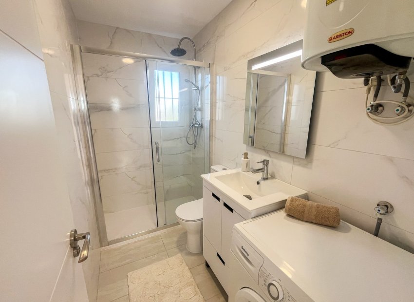 Herverkoop - Appartement / flat - Orihuela Costa - Punta Prima