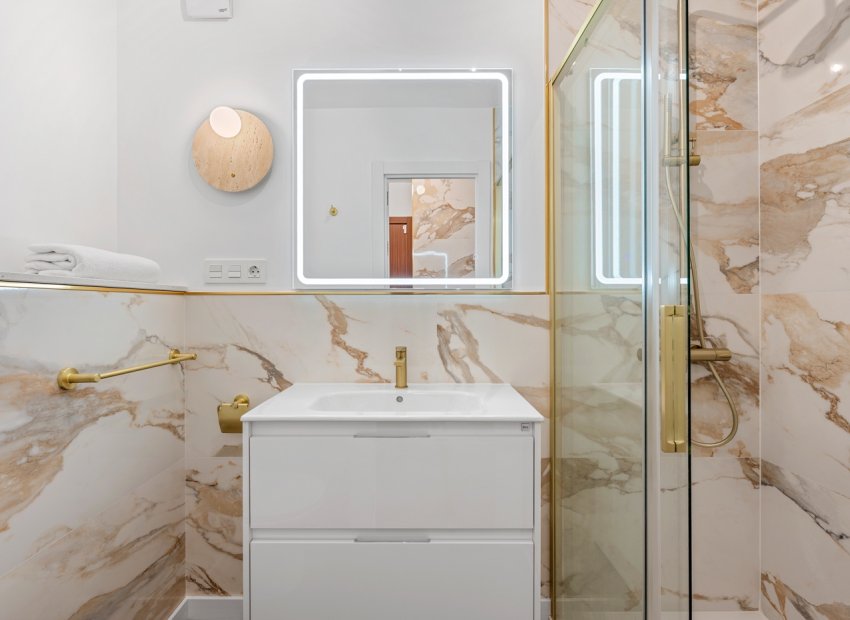 Herverkoop - Appartement / flat - Orihuela Costa - Punta Prima