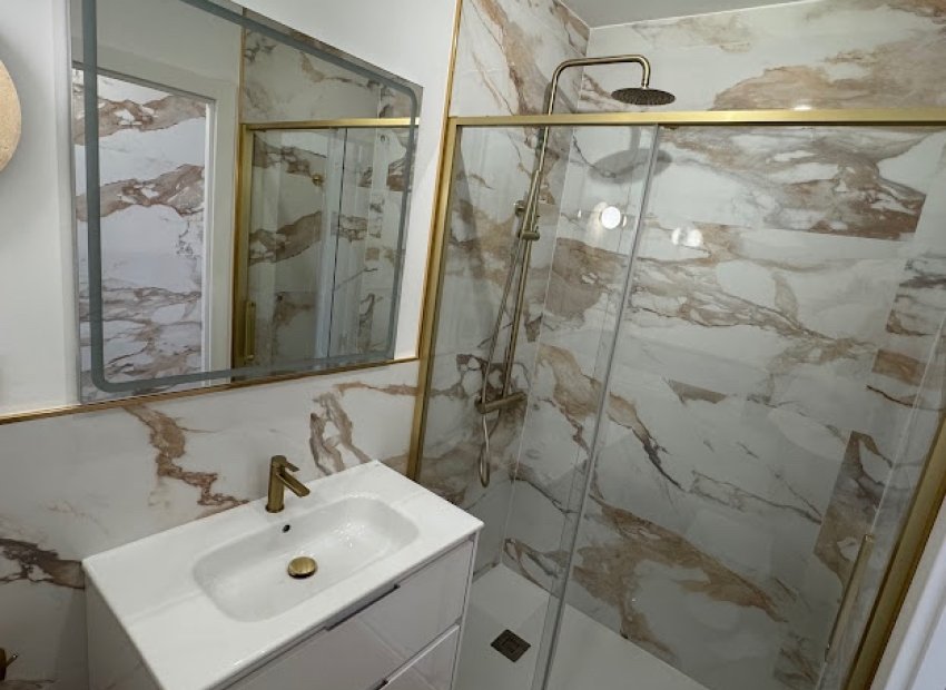 Herverkoop - Appartement / flat - Orihuela Costa - Punta Prima