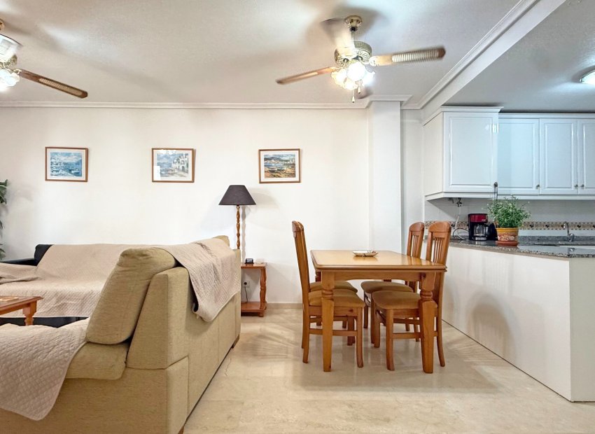 Herverkoop - Appartement / flat - Orihuela Costa - Villamartín