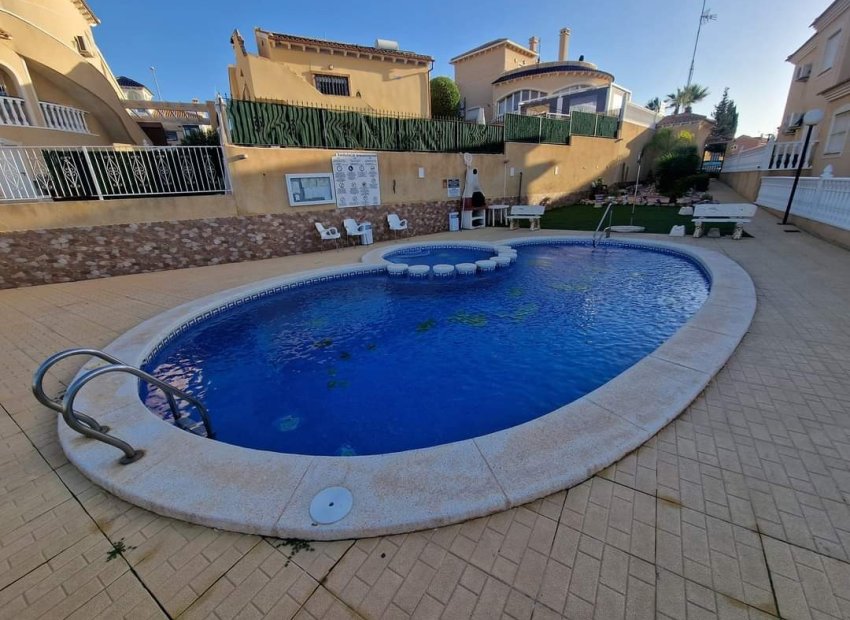 Herverkoop - Appartement / flat - Orihuela Costa - Villamartín