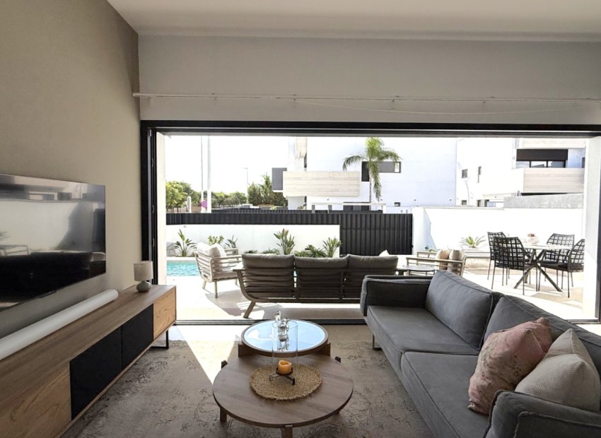 Herverkoop - Appartement / flat - Pilar de la Horadada - Costa Blanca