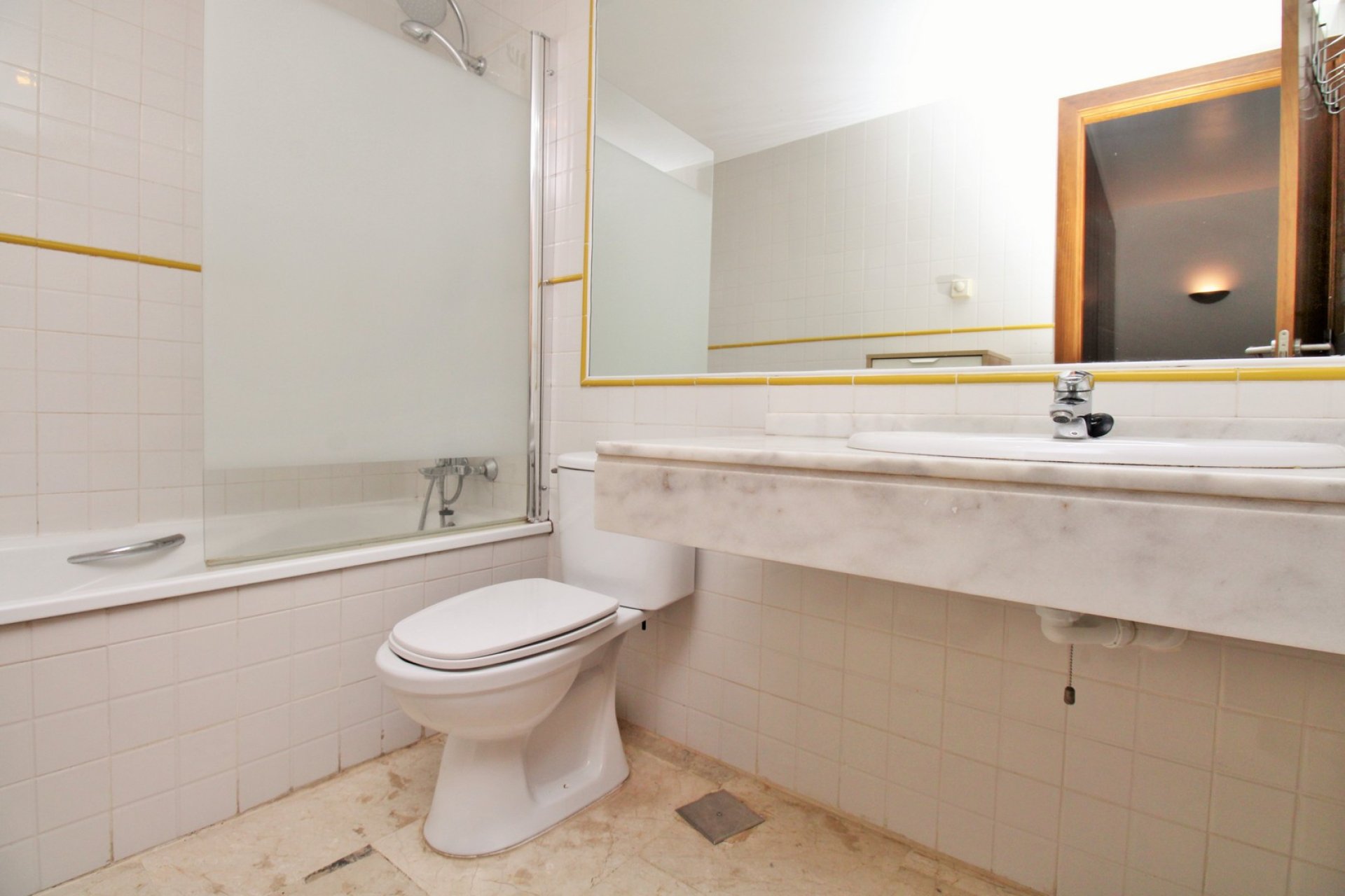 Herverkoop - Appartement / flat - Punta Prima