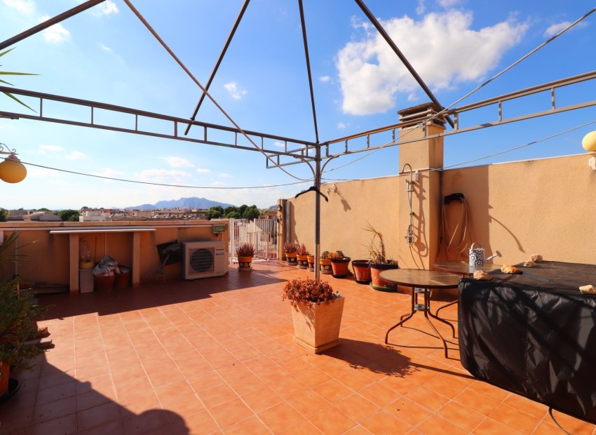 Herverkoop - Appartement / flat - Rafal - Rafal - Town