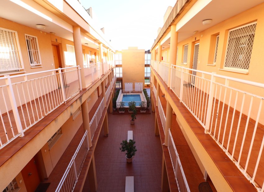 Herverkoop - Appartement / flat - Rafal - Rafal - Town