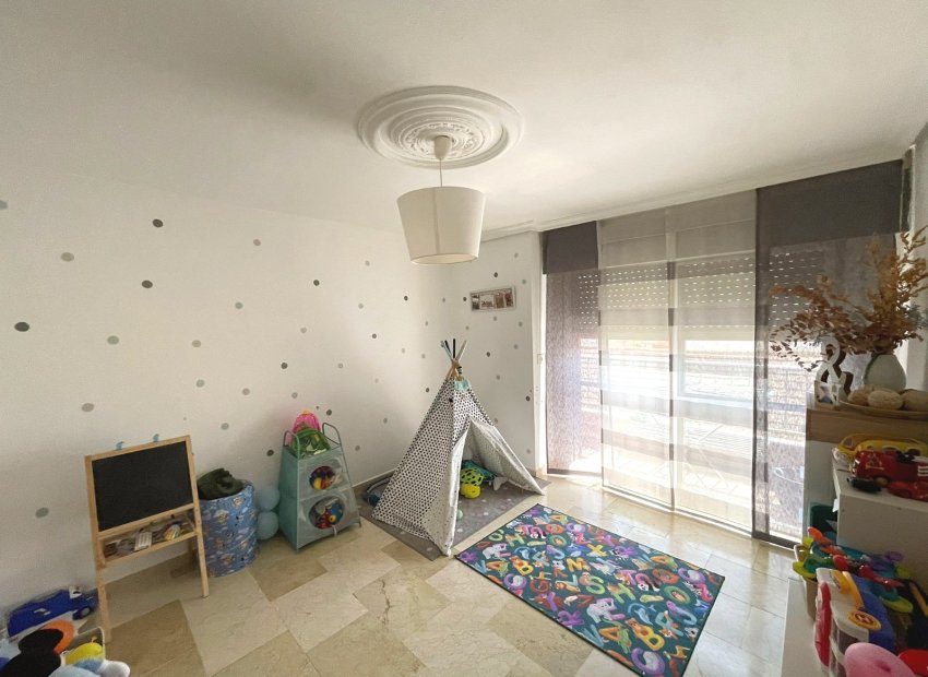 Herverkoop - Appartement / flat - Rojales