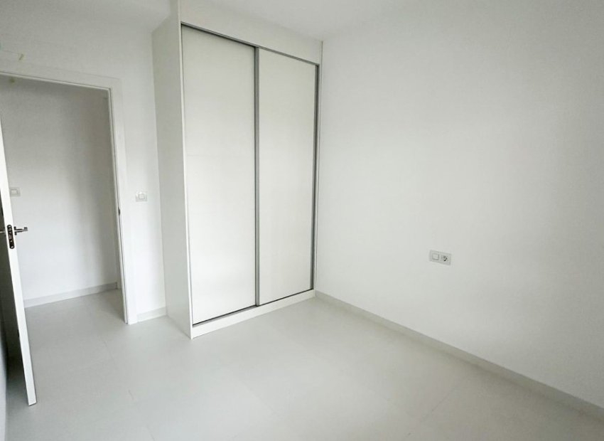 Herverkoop - Appartement / flat - San Miguel de Salinas - Urbanizaciones