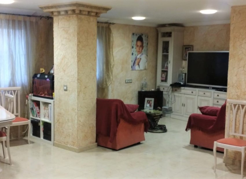 Herverkoop - Appartement / flat - Sax