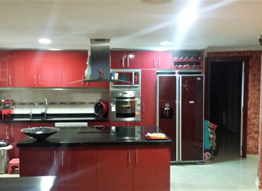 Herverkoop - Appartement / flat - Sax