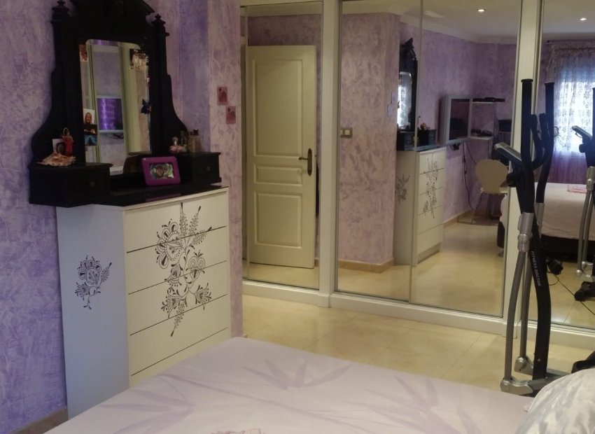 Herverkoop - Appartement / flat - Sax