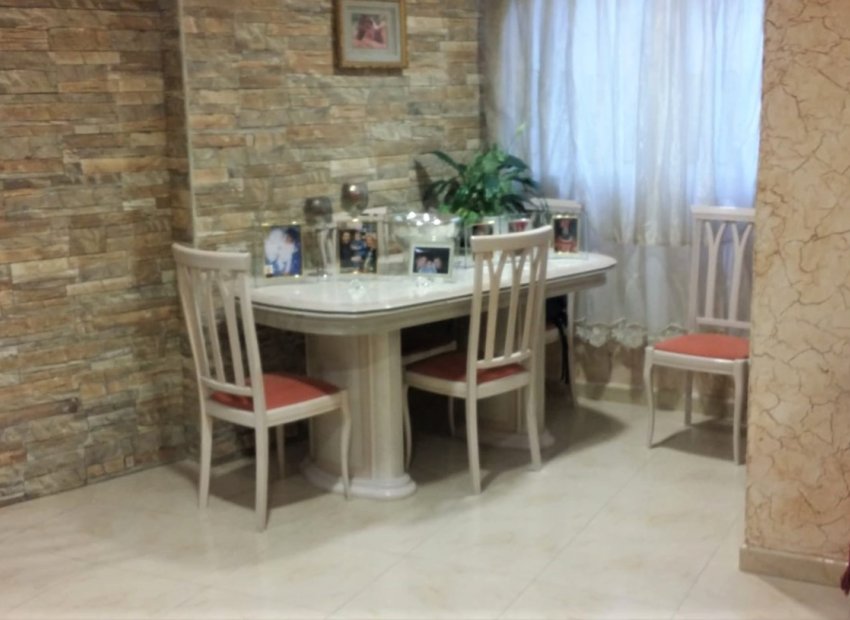 Herverkoop - Appartement / flat - Sax