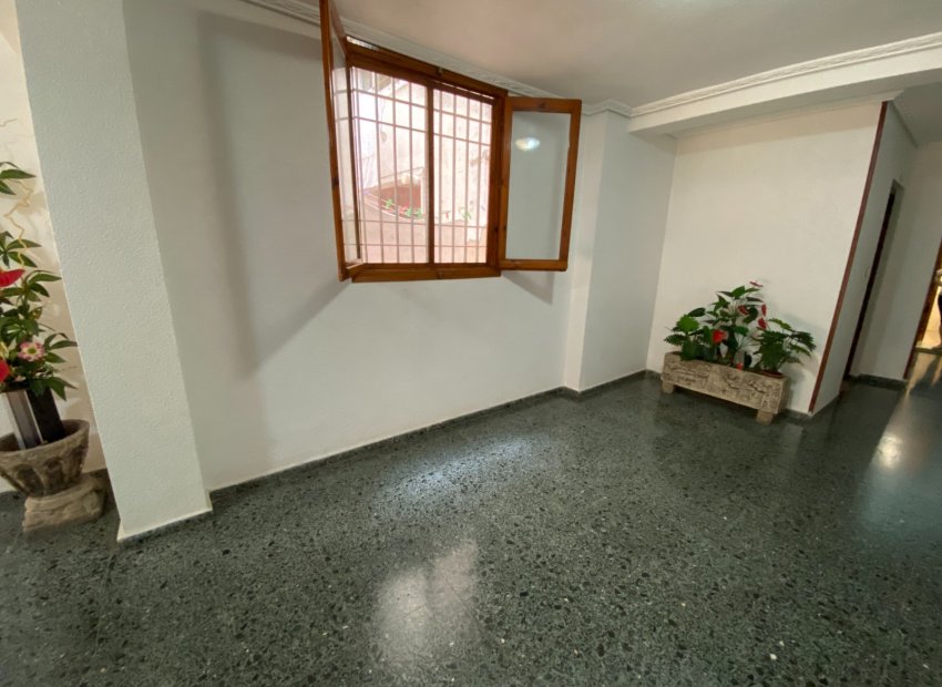 Herverkoop - Appartement / flat - Sax