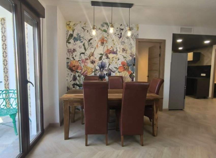 Herverkoop - Appartement / flat - Torrevieia - Acequion