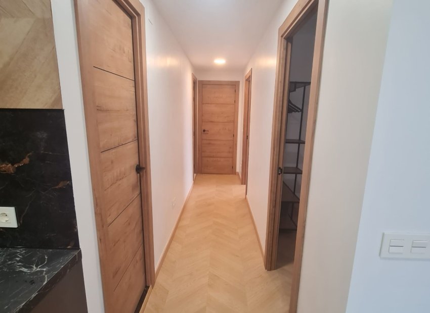 Herverkoop - Appartement / flat - Torrevieia - Acequion