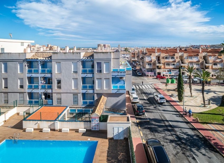 Herverkoop - Appartement / flat - Torrevieia - Calas Blancas