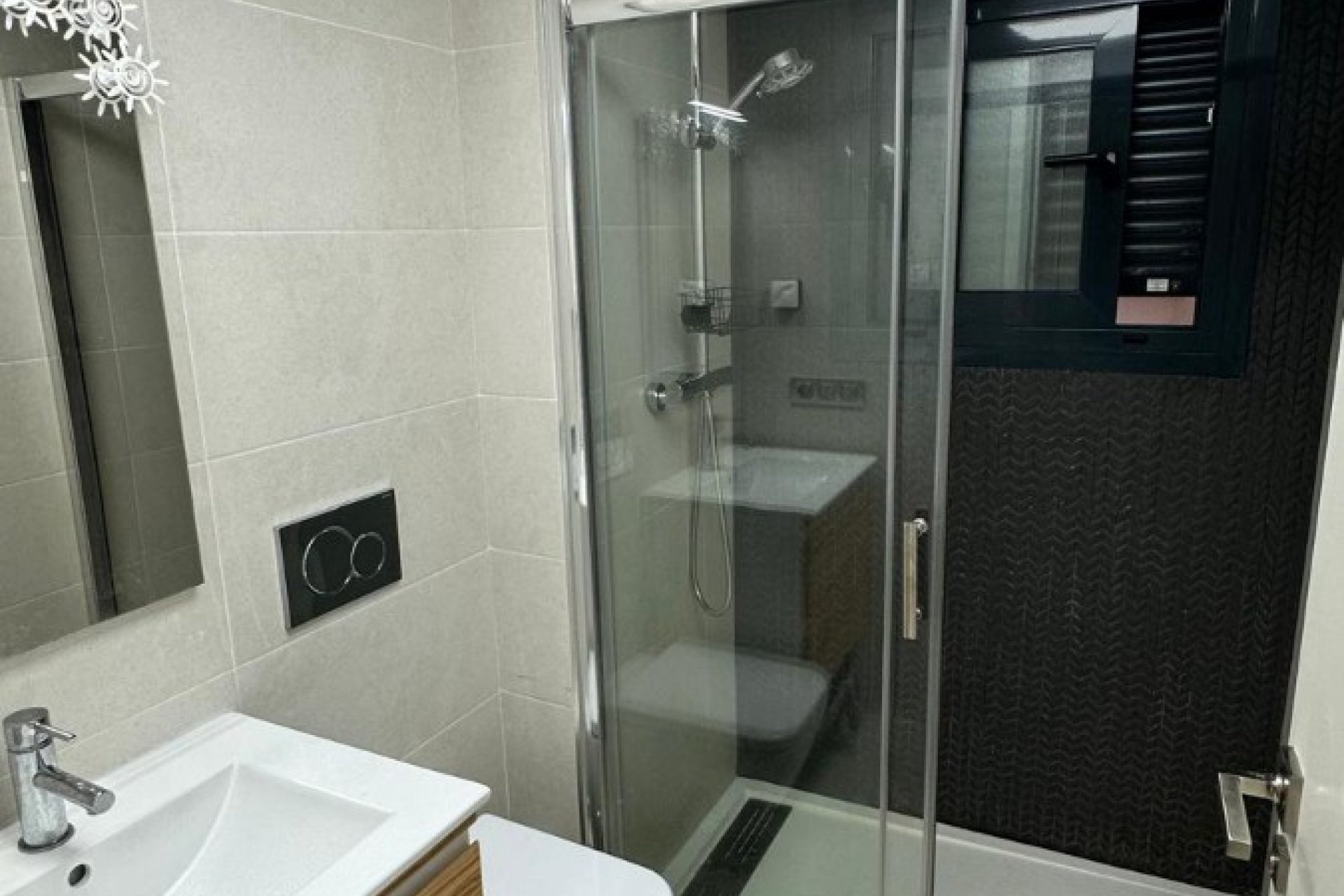 Herverkoop - Appartement / flat - Torrevieia - Calas Blancas