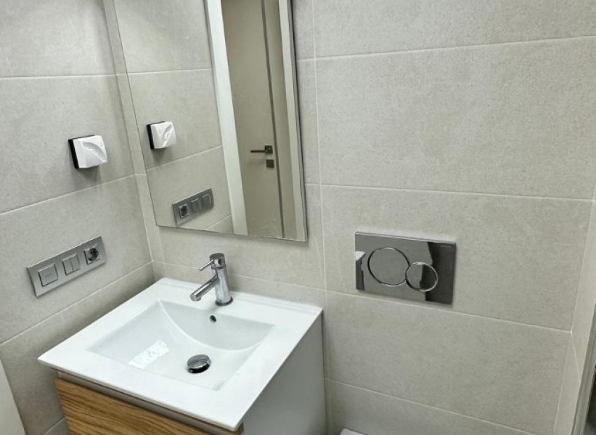 Herverkoop - Appartement / flat - Torrevieia - Calas Blancas
