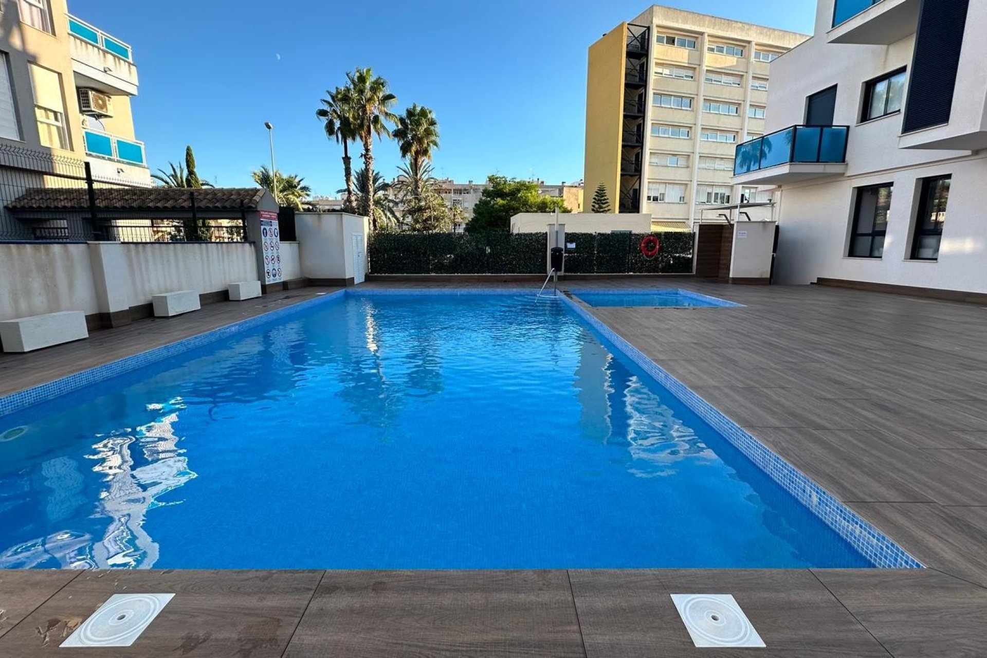 Herverkoop - Appartement / flat - Torrevieia - Calas Blancas