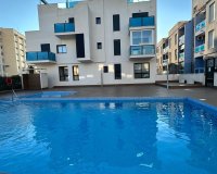 Herverkoop - Appartement / flat - Torrevieia - Calas Blancas