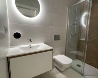 Herverkoop - Appartement / flat - Torrevieia - Center