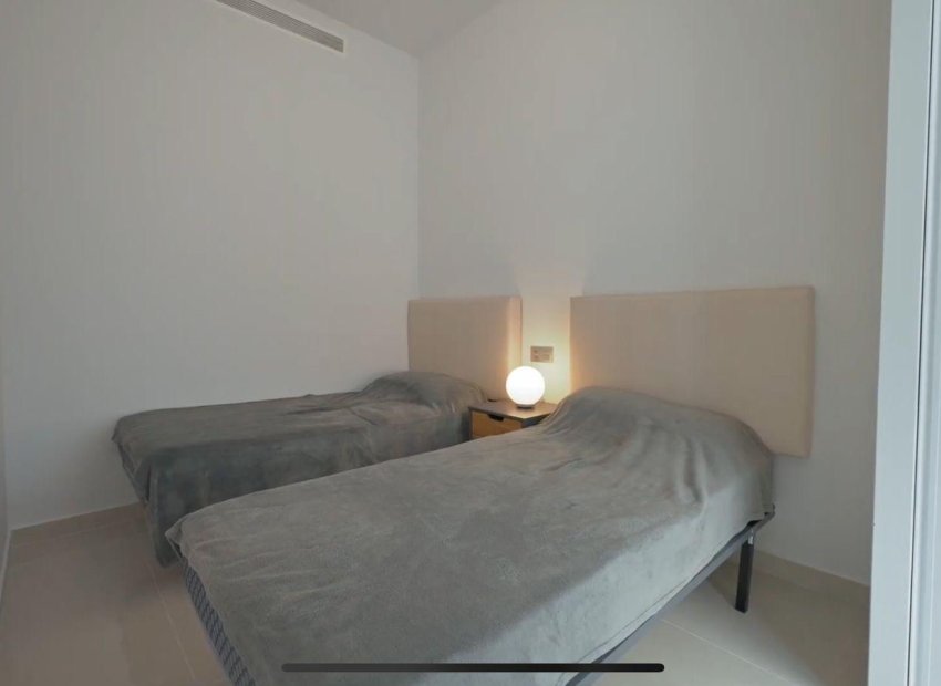 Herverkoop - Appartement / flat - Torrevieia - Center