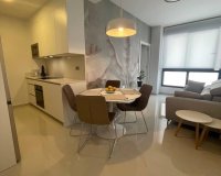 Herverkoop - Appartement / flat - Torrevieia - Center