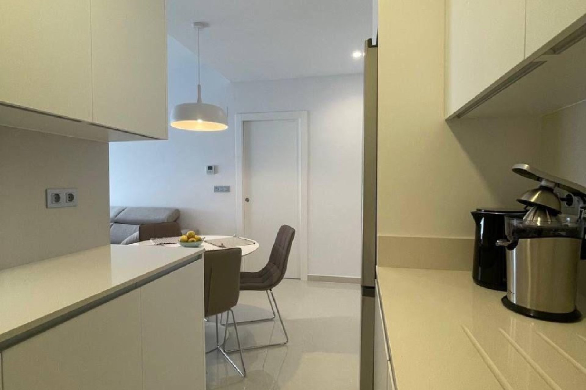 Herverkoop - Appartement / flat - Torrevieia - Center