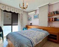 Herverkoop - Appartement / flat - Torrevieia - Center