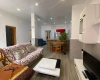 Herverkoop - Appartement / flat - Torrevieia - Center