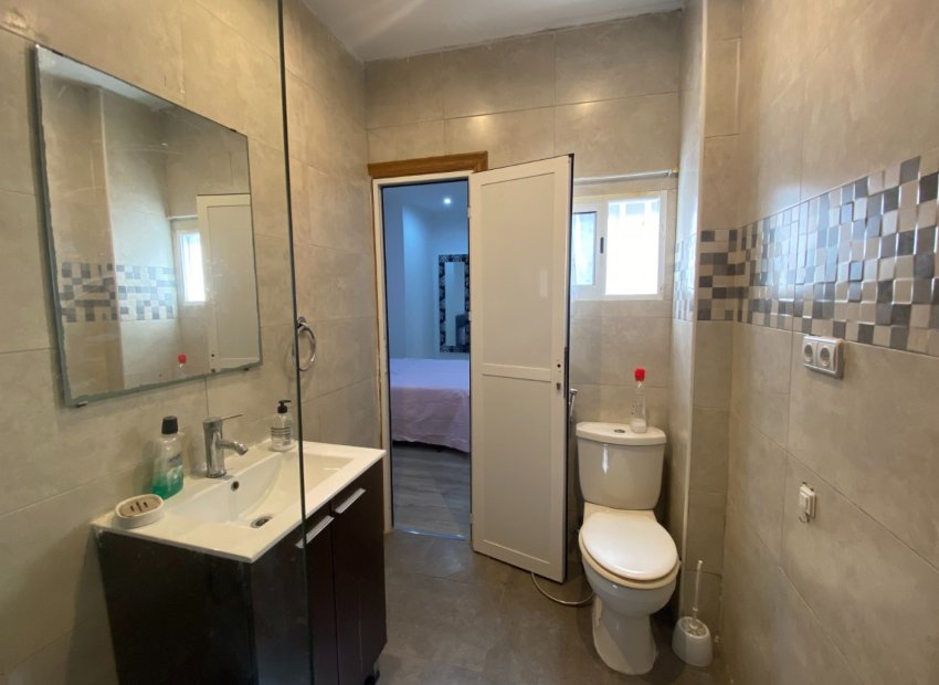 Herverkoop - Appartement / flat - Torrevieia - Center