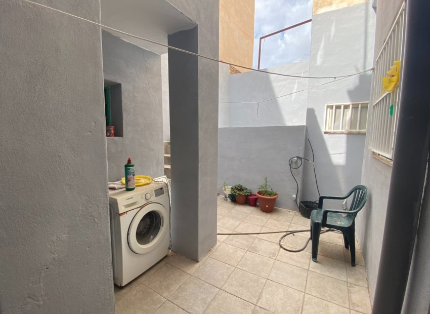 Herverkoop - Appartement / flat - Torrevieia - Center