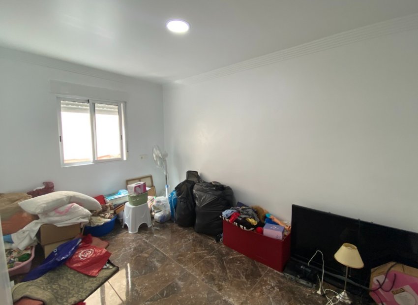 Herverkoop - Appartement / flat - Torrevieia - Center