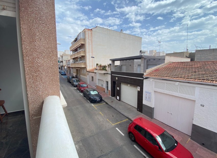 Herverkoop - Appartement / flat - Torrevieia - Center