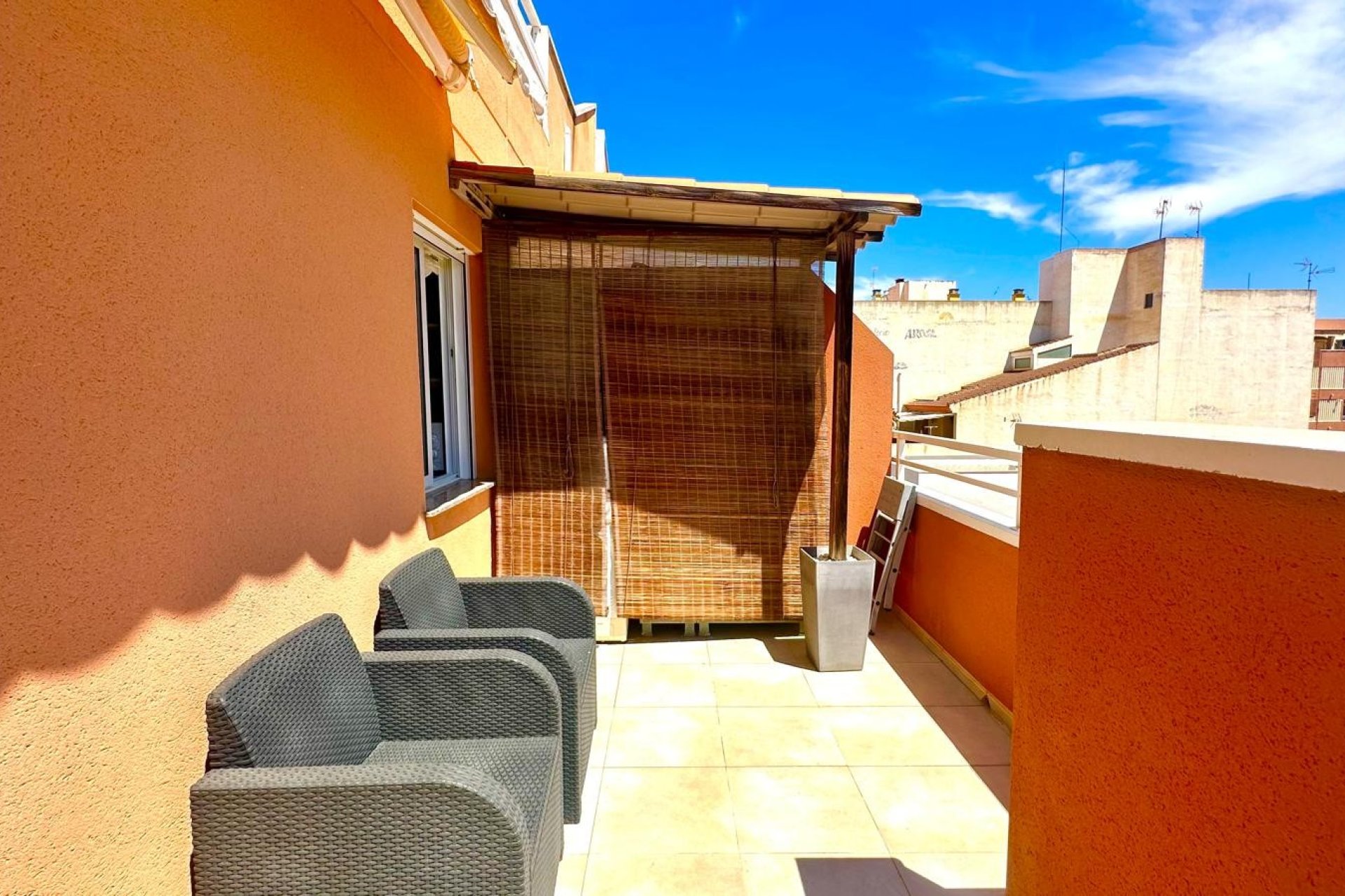 Herverkoop - Appartement / flat - Torrevieia - Center