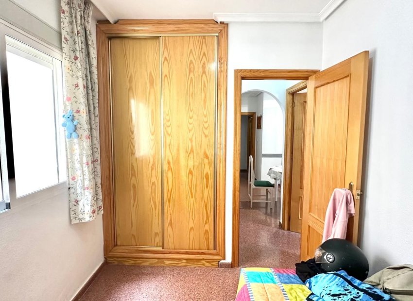 Herverkoop - Appartement / flat - Torrevieia - Center