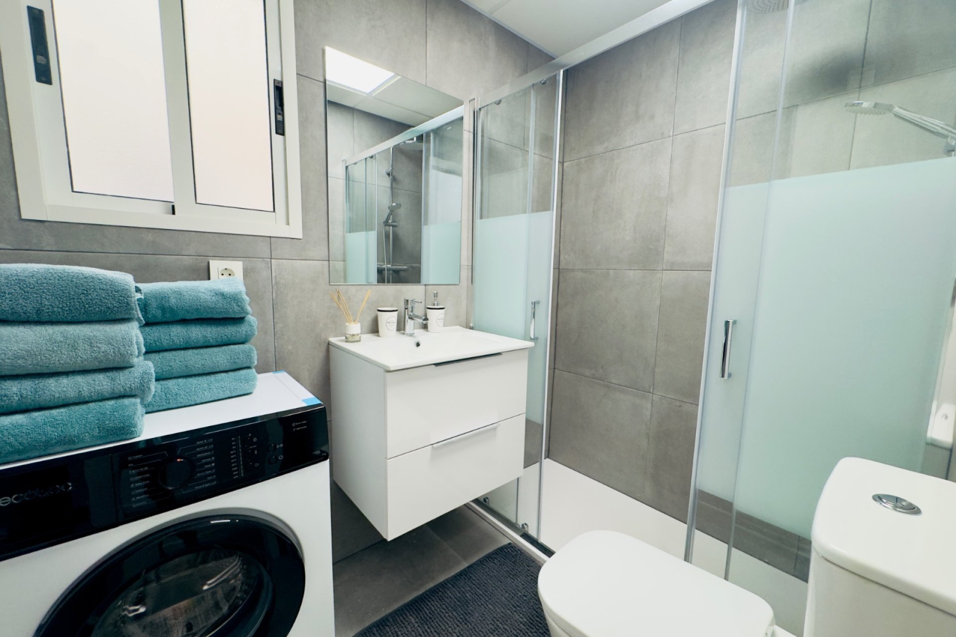 Herverkoop - Appartement / flat - Torrevieia - Center