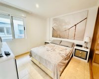 Herverkoop - Appartement / flat - Torrevieia - Center