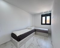 Herverkoop - Appartement / flat - Torrevieia - Center