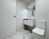 Herverkoop - Appartement / flat - Torrevieia - Center