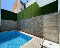 Herverkoop - Appartement / flat - Torrevieia - Center