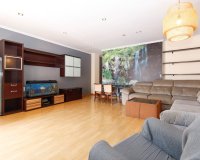 Herverkoop - Appartement / flat - Torrevieia - Center