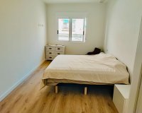 Herverkoop - Appartement / flat - Torrevieia - Center