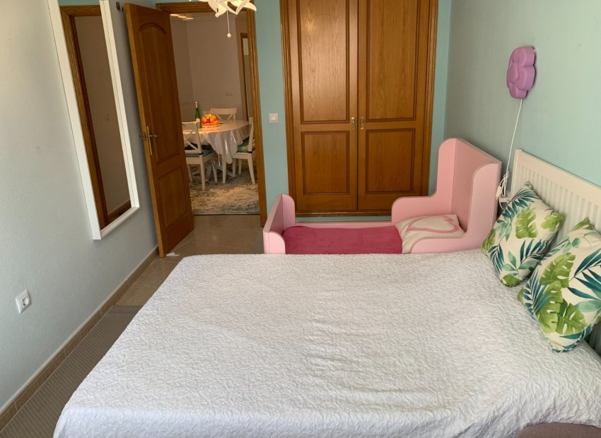 Herverkoop - Appartement / flat - Torrevieia - Center