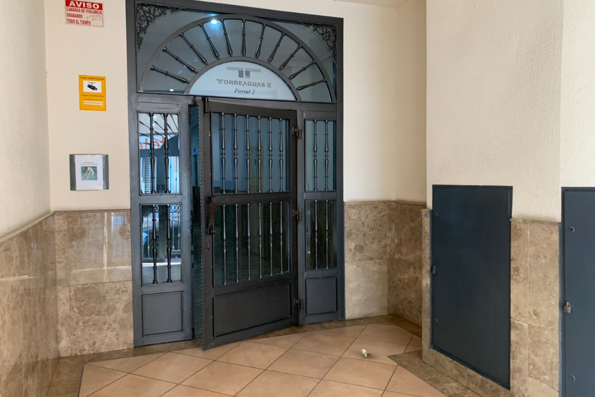 Herverkoop - Appartement / flat - Torrevieia - Center